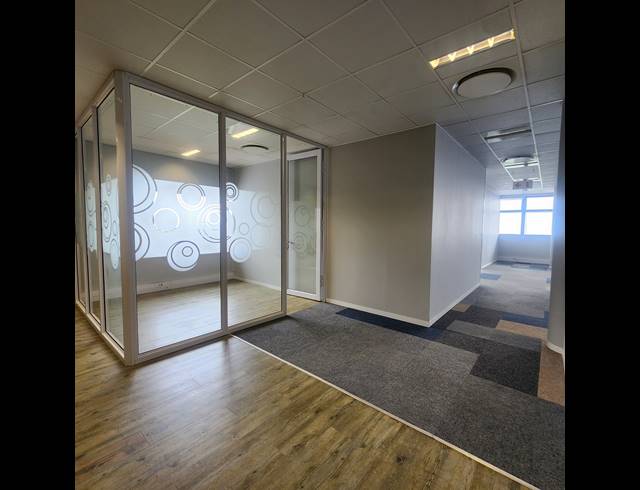 370M² OFFICE TO LET IN UMHLANGA RIDGE